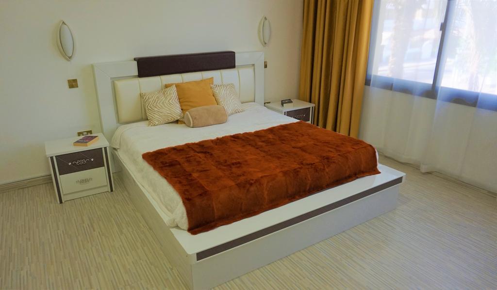 Studios Corniche Abu Dhabi Exterior photo