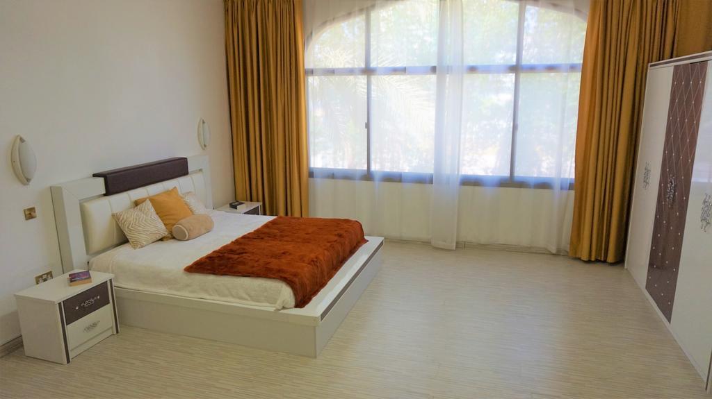 Studios Corniche Abu Dhabi Exterior photo