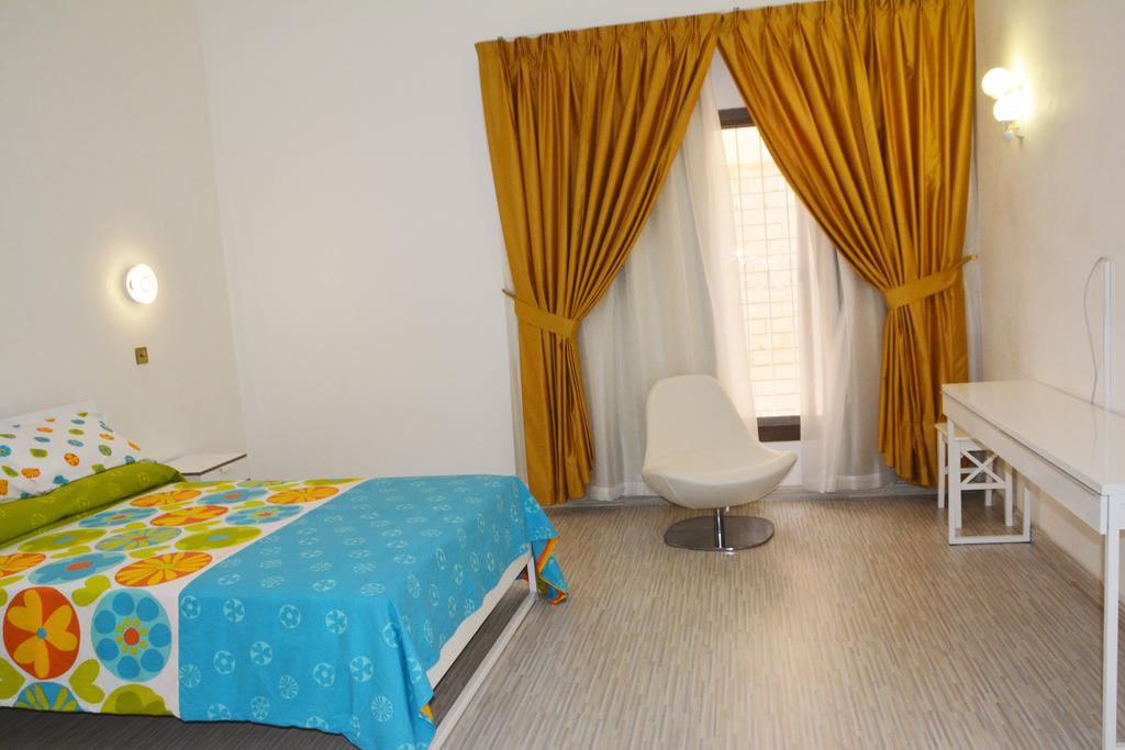 Studios Corniche Abu Dhabi Exterior photo