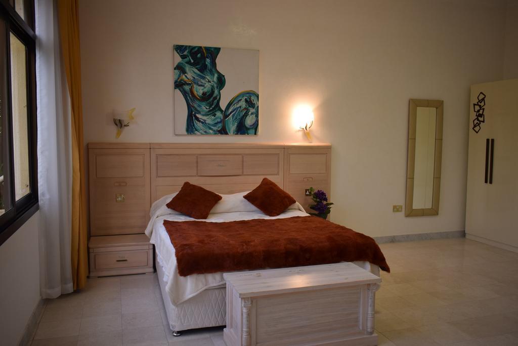 Studios Corniche Abu Dhabi Exterior photo