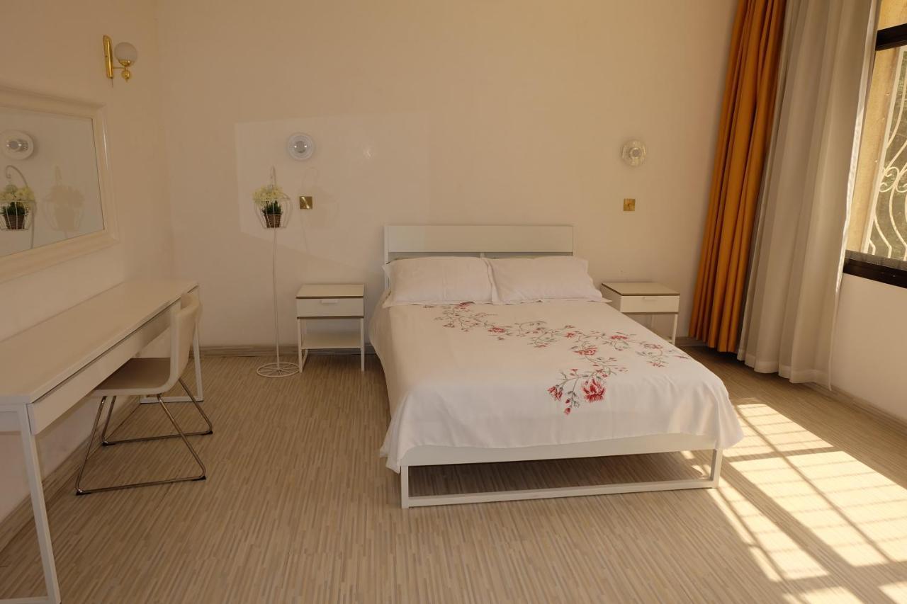 Studios Corniche Abu Dhabi Exterior photo
